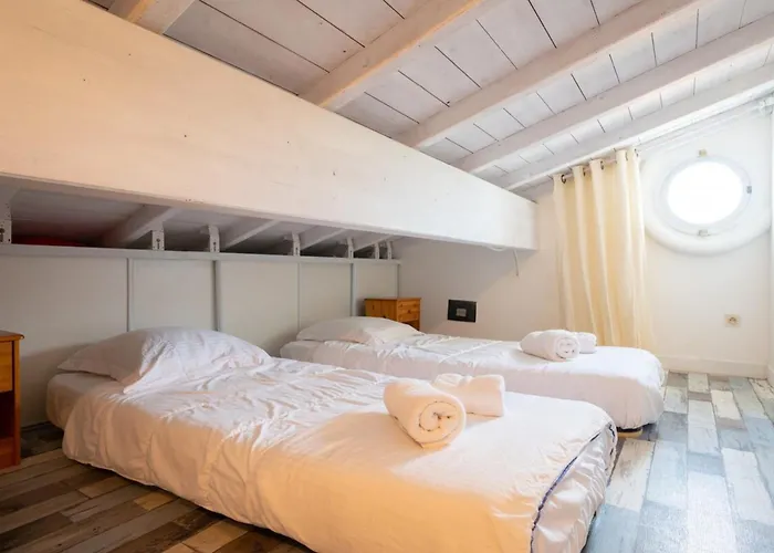 Exceptionelle Les Pieds Dans L'eau Vila Hyères