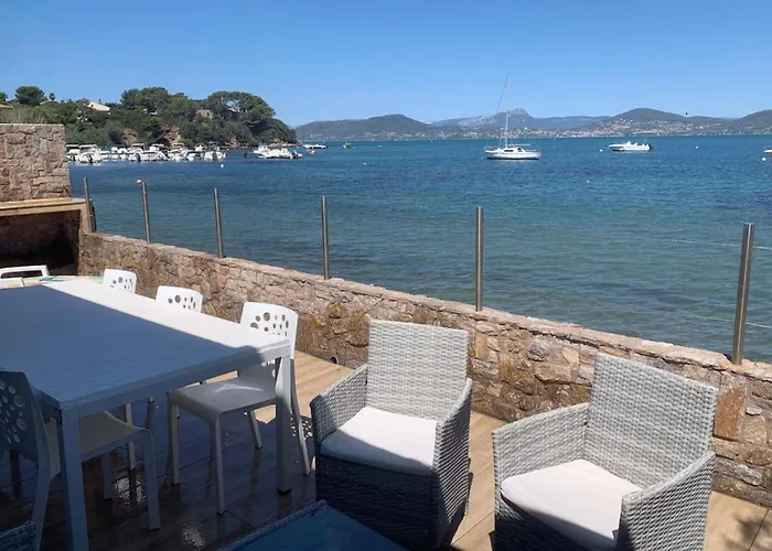 Exceptionelle Les Pieds Dans L'eau * Hyères